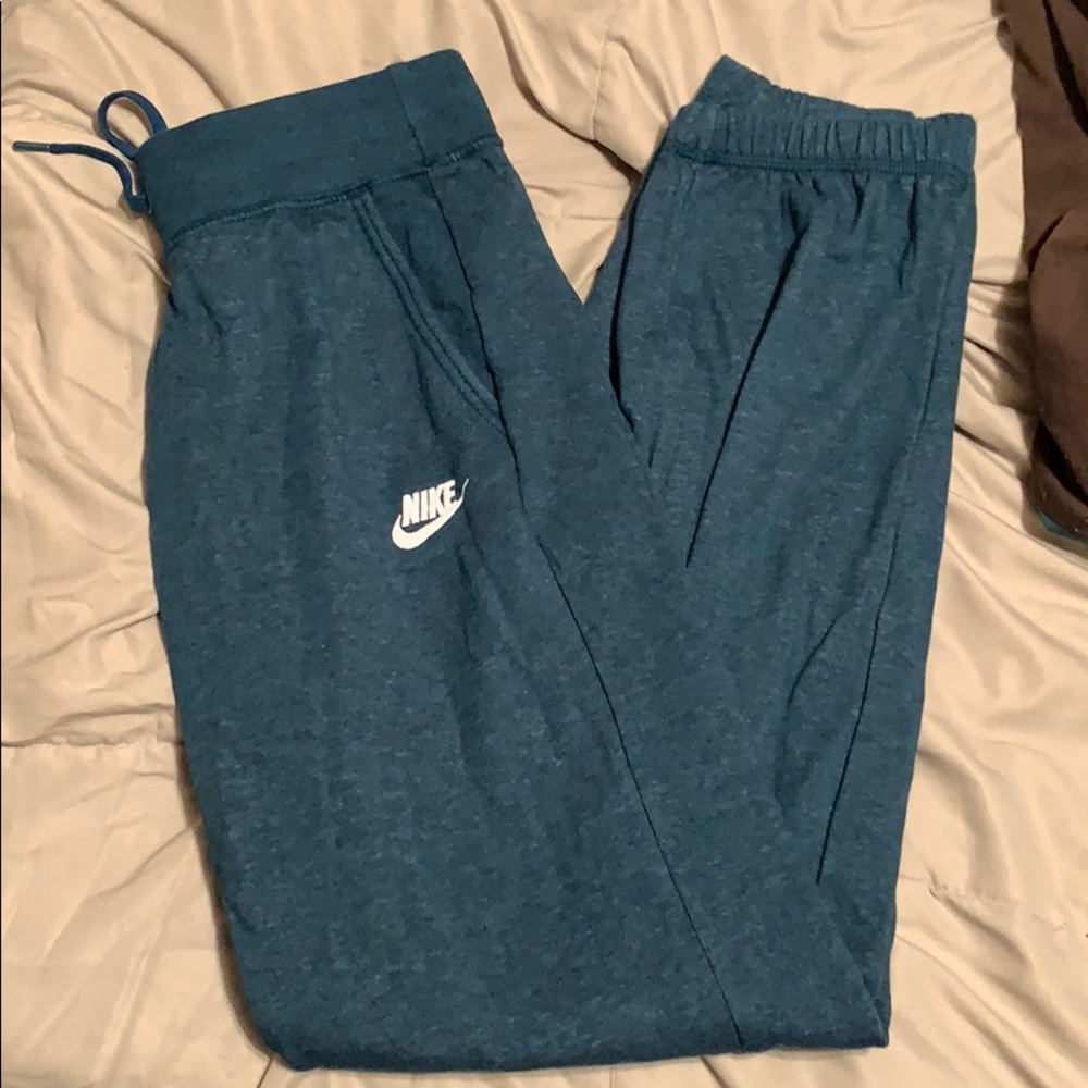 Fleece-lined Nike Sweatpants